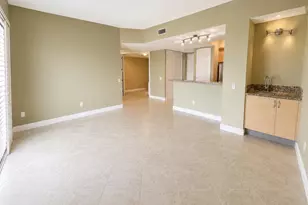 2625 NE 14th Ave NE, Wilton Manors, FL 33334 - Photo 8