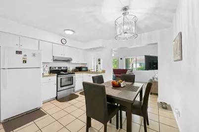 7000 NW 95th Terrace, Tamarac, FL 33321 - Photo 4