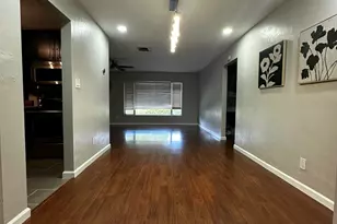 8211 NW 91st Ave, Tamarac, FL 33321 - Photo 6