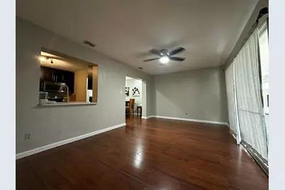 8211 NW 91st Avenue, Tamarac, FL 33321 - Photo 10