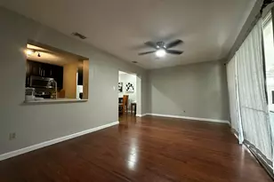 8211 NW 91st Ave, Tamarac, FL 33321 - Photo 10