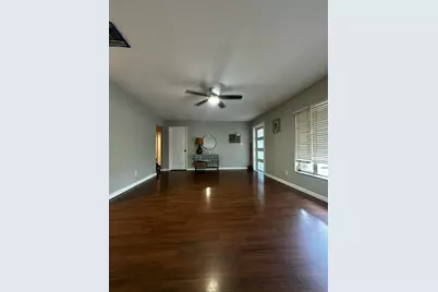 8211 NW 91st Avenue, Tamarac, FL 33321 - Photo 2
