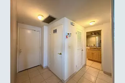 3333 NE 34th Street #1418, Fort Lauderdale, FL 33308 - Photo 10