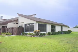 13923 Nesting Way, Delray Beach, FL 33484 - Photo 2