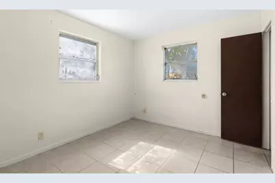 110 SW 12th Avenue, South Bay, FL 33493 - Photo 20
