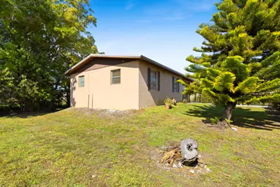 110 SW 12th Avenue, South Bay, FL 33493 - Photo 26