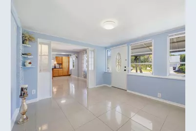 370 Orange Way, West Palm Beach, FL 33405 - Photo 14