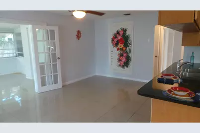 370 Orange Way, West Palm Beach, FL 33405 - Photo 10
