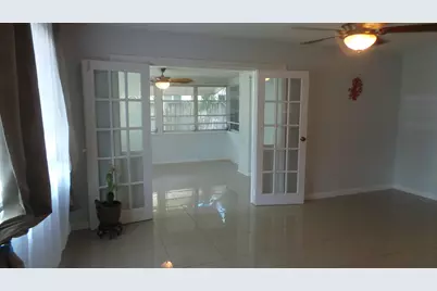 370 Orange Way, West Palm Beach, FL 33405 - Photo 12
