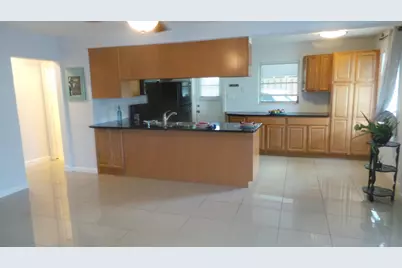 370 Orange Way, West Palm Beach, FL 33405 - Photo 16
