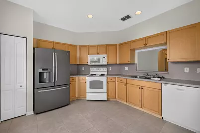 9810 SW Eastbrook Circle, Port Saint Lucie, FL 34987 - Photo 10