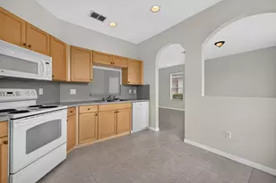 9810 SW Eastbrook Cir, Port Saint Lucie, FL 34987 - Photo 12