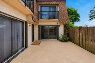 2625 SE 5th Cir, Boynton Beach, FL 33435 - Photo 2