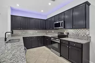 4577 Willow Run Wy, Lake Worth, FL 33467 - Photo 4