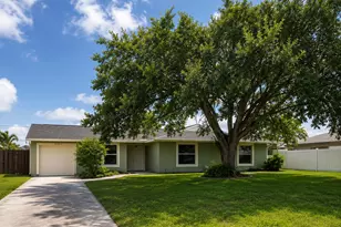 2565 SE Hemsing St, Port Saint Lucie, FL 34984 - Photo 1