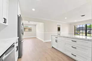 6115 SW 3rd St, Margate, FL 33068 - Photo 8