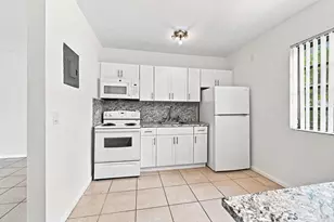 413 SW 24th Ave, Fort Lauderdale, FL 33312 - Photo 6