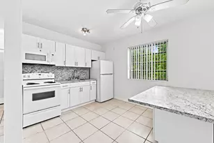 413 SW 24th Ave, Fort Lauderdale, FL 33312 - Photo 4