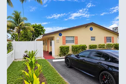 3640 NE 1st Avenue #3, Oakland Park, FL 33334 - Photo 1