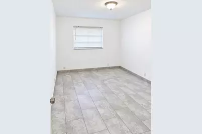 3640 NE 1st Avenue #3, Oakland Park, FL 33334 - Photo 4