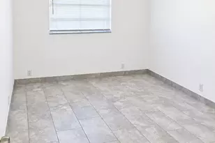 3640 NE 1st Ave., Oakland Park, FL 33334 - Photo 4