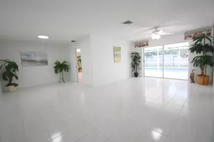 701 NW 6th Dr, Boca Raton, FL 33486 - Photo 8
