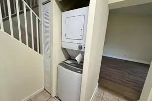 938 Coral Club Dr, Coral Springs, FL 33071 - Photo 6