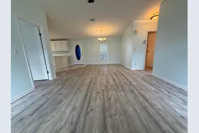 294 Kingfisher Avenue, Fort Pierce, FL 34982 - Photo 2