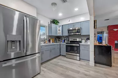 3250 E Glendale Boulevard, Fort Lauderdale, FL 33312 - Photo 8