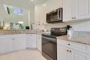 9222 Wentworth Ln, Port Saint Lucie, FL 34986 - Photo 8
