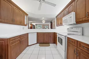 7643 Granville Dr, Tamarac, FL 33321 - Photo 8