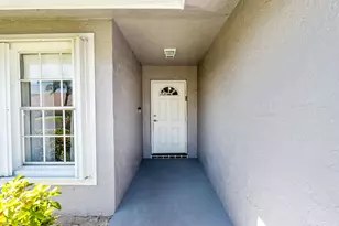 5256 Tiffany Anne Cir, West Palm Beach, FL 33417 - Photo 4