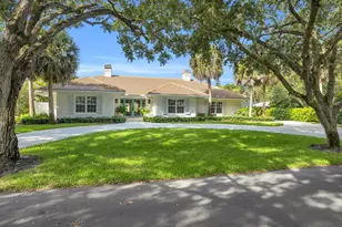 10410 SE Banyan Way, Tequesta, FL 33469 - Photo 2
