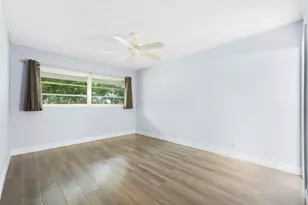1340 NE 28th Ave, Pompano Beach, FL 33062 - Photo 4