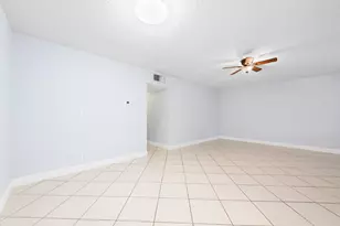 1340 NE 28th Ave, Pompano Beach, FL 33062 - Photo 12