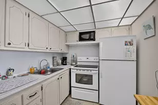 16 Sussex A, West Palm Beach, FL 33417 - Photo 12