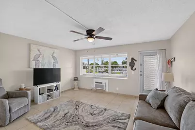 16 Sussex A, West Palm Beach, FL 33417 - Photo 8
