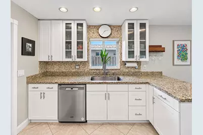 3652 NE 18th Avenue, Oakland Park, FL 33334 - Photo 12