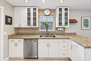 3652 NE 18th Ave, Oakland Park, FL 33334 - Photo 12