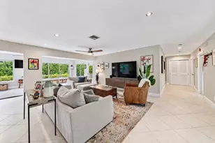 3652 NE 18th Ave, Oakland Park, FL 33334 - Photo 6