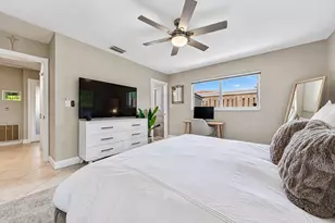 3652 NE 18th Ave, Oakland Park, FL 33334 - Photo 16