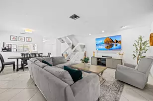 3952 Cocoplum Cir, Coconut Creek, FL 33063 - Photo 6