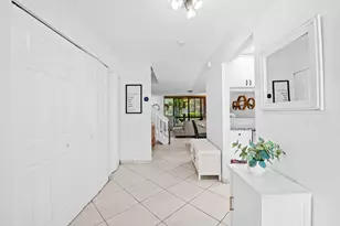 3952 Cocoplum Cir, Coconut Creek, FL 33063 - Photo 10