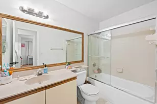 3952 Cocoplum Cir, Coconut Creek, FL 33063 - Photo 18