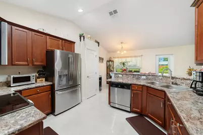 2601 SE Caladium Avenue, Port Saint Lucie, FL 34952 - Photo 8
