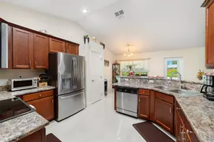 2601 SE Caladium Ave, Port Saint Lucie, FL 34952 - Photo 8