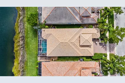 8887 Via Prestigio W, Wellington, FL 33411 - Photo 36