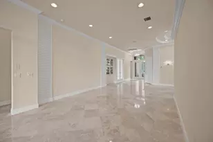 8887 Via Prestigio W, Wellington, FL 33411 - Photo 14