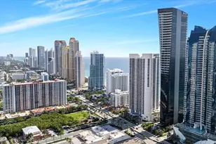 17201 Collins Ave, Sunny Isles Beach, FL 33160 - Photo 30