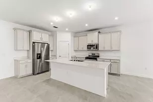 10864 SW Orana Dr, Port Saint Lucie, FL 34987 - Photo 1